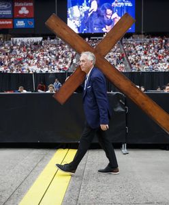 200 tysięcy osób na pogrzebie Charliego Kirka. Trump wśród mówców