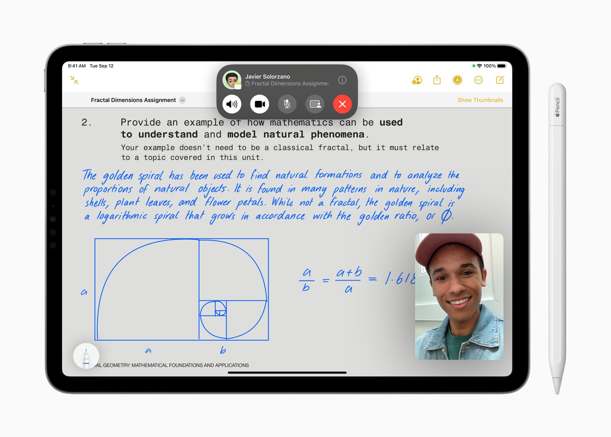 Nowy Apple Pencil obok iPada
