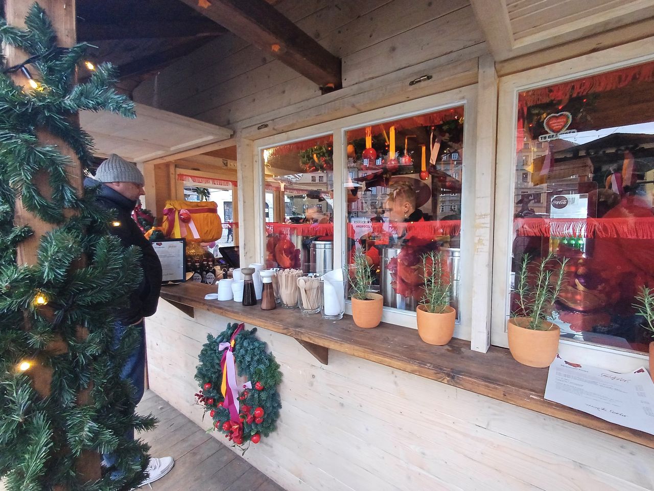 Stoisku "U Fukiera" na jarmarku bożonarodzeniowym w Warszawie