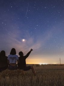 W grudniu Wasze życzenia spełniają Geminidy. Jak obserwować rój meteorów?