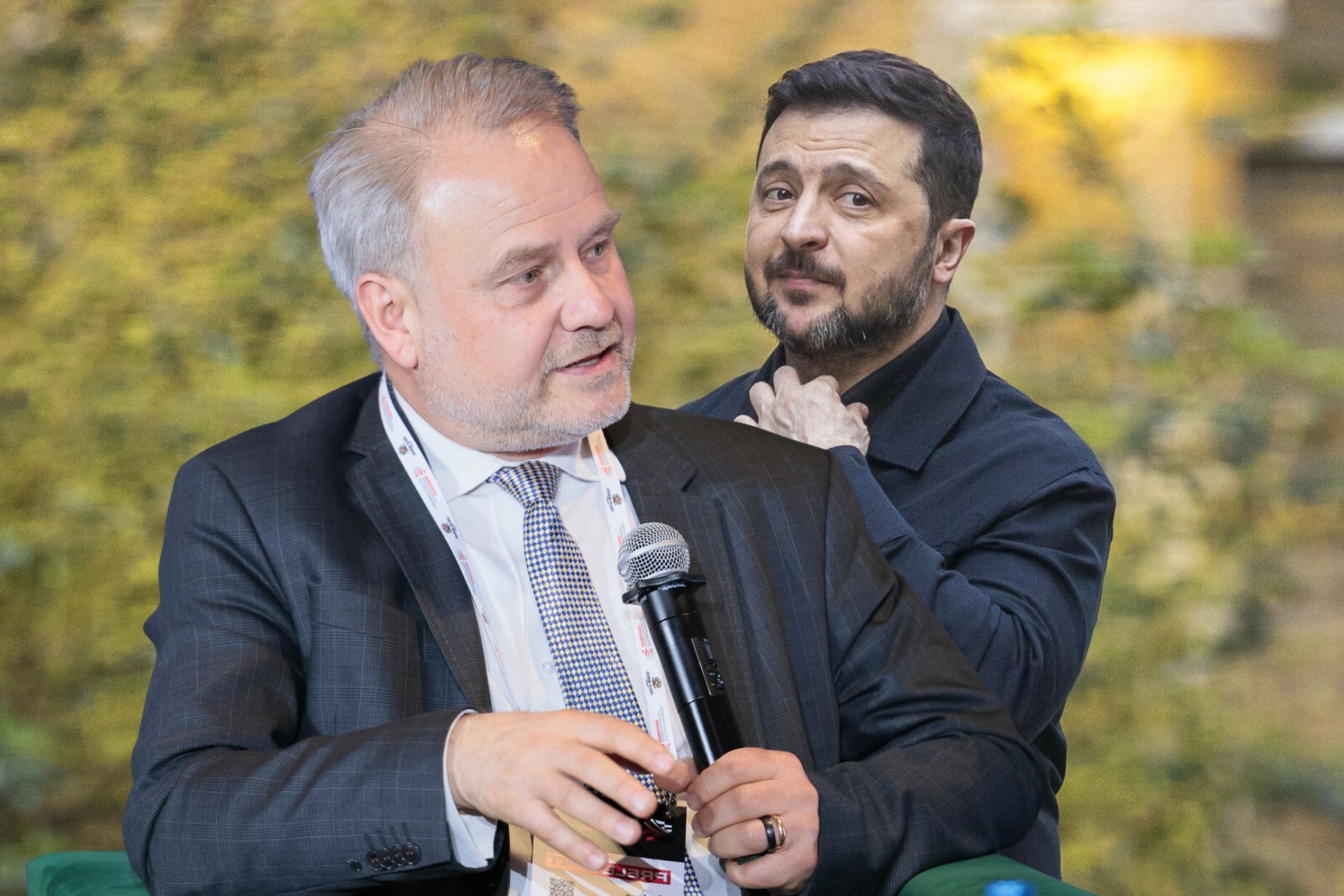 Zełenski rozmawiał z szefową UE. Ekspert o "niedelikatności"