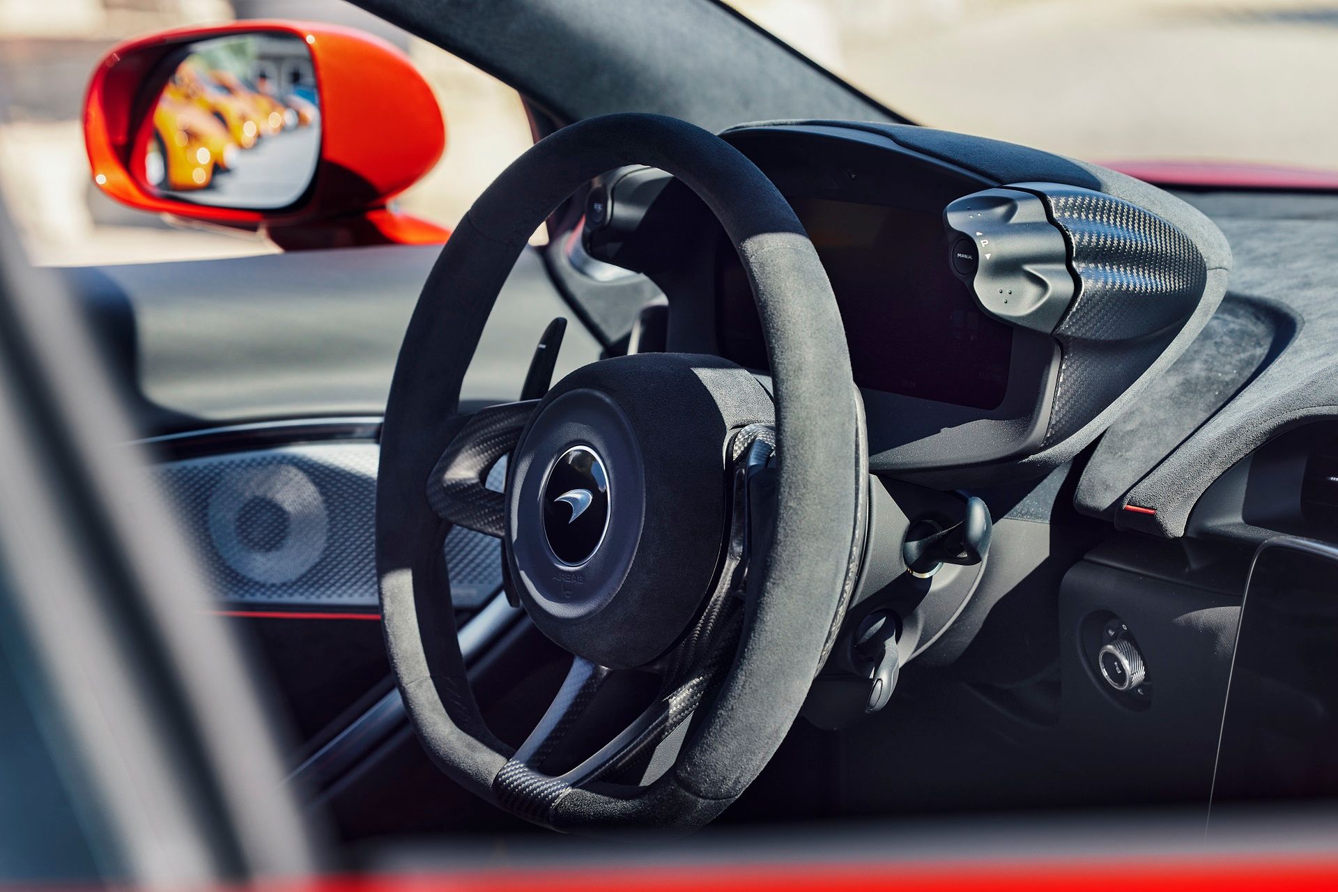 McLaren Artura (2022)