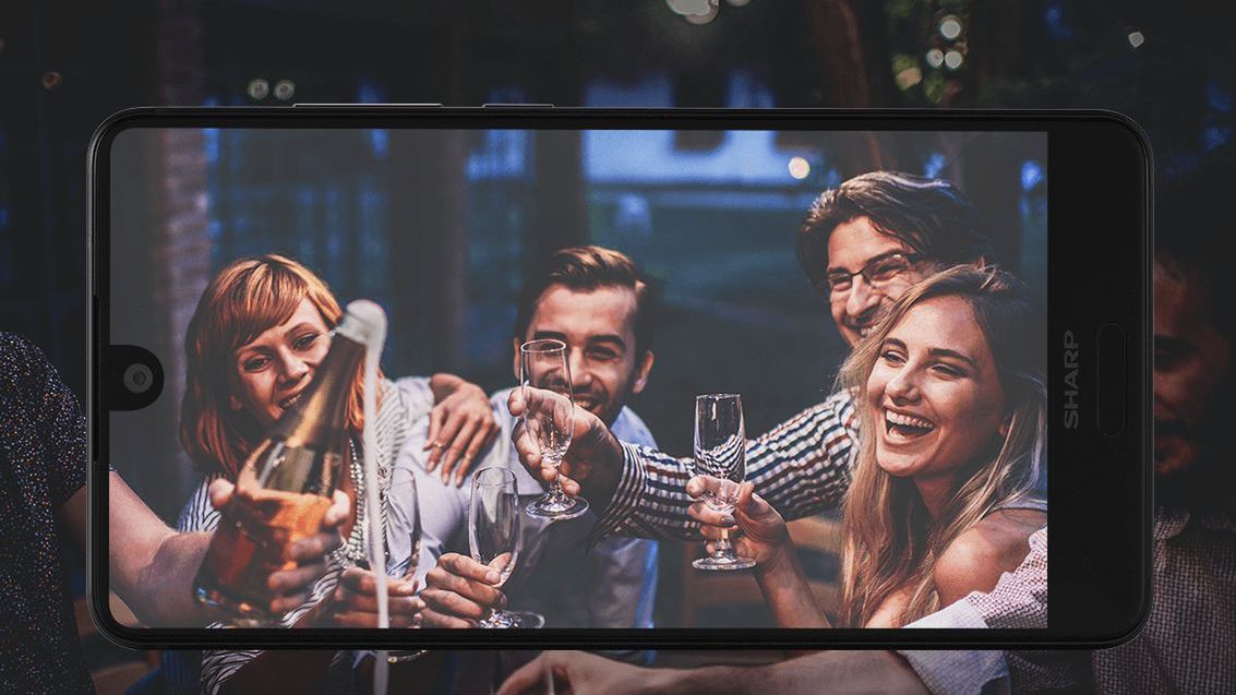 Smartfony Sharp oficjalnie w Polsce. Oferta jednak nie zachwyca [aktualizacja] 1