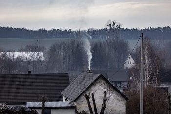 Mają najgorsze powietrze w Polsce. Oto smogowi rekordziści