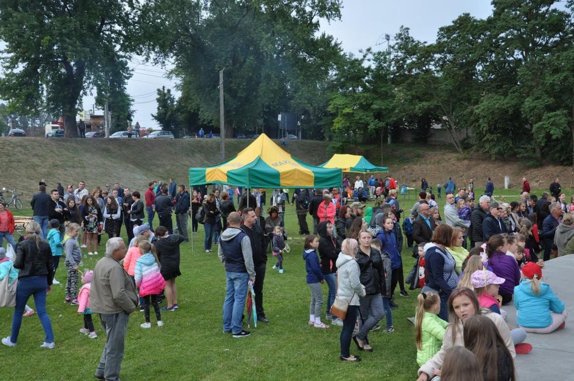 Szczęście i bogactwo: Maków zaprasza na poszukiwanie Kwiatu Paproci