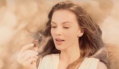 Piosenka „Enigma (give a bit of mmm to me!)” znów w spocie Kinder Bueno (wideo)