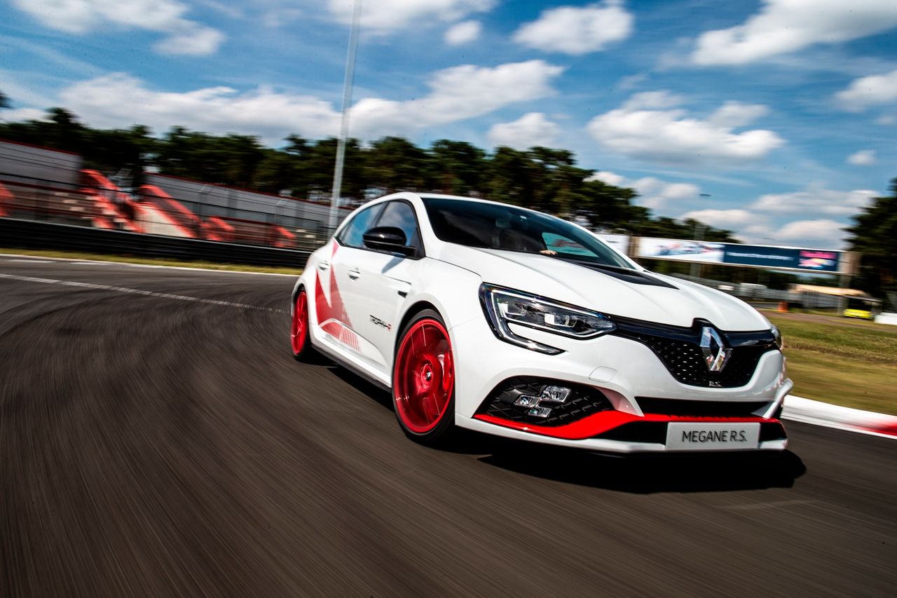 Renault Megane R.S. Trophy-R – poznaliśmy lepiej króla Nurburgringu