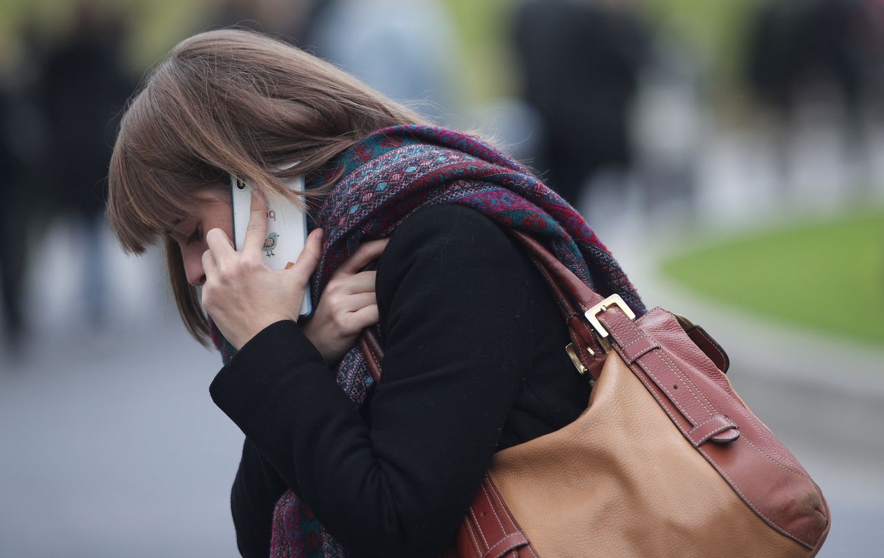 Pomogli 76 tys. Polaków. Telefon przestanie działać ostatniego dnia grudnia