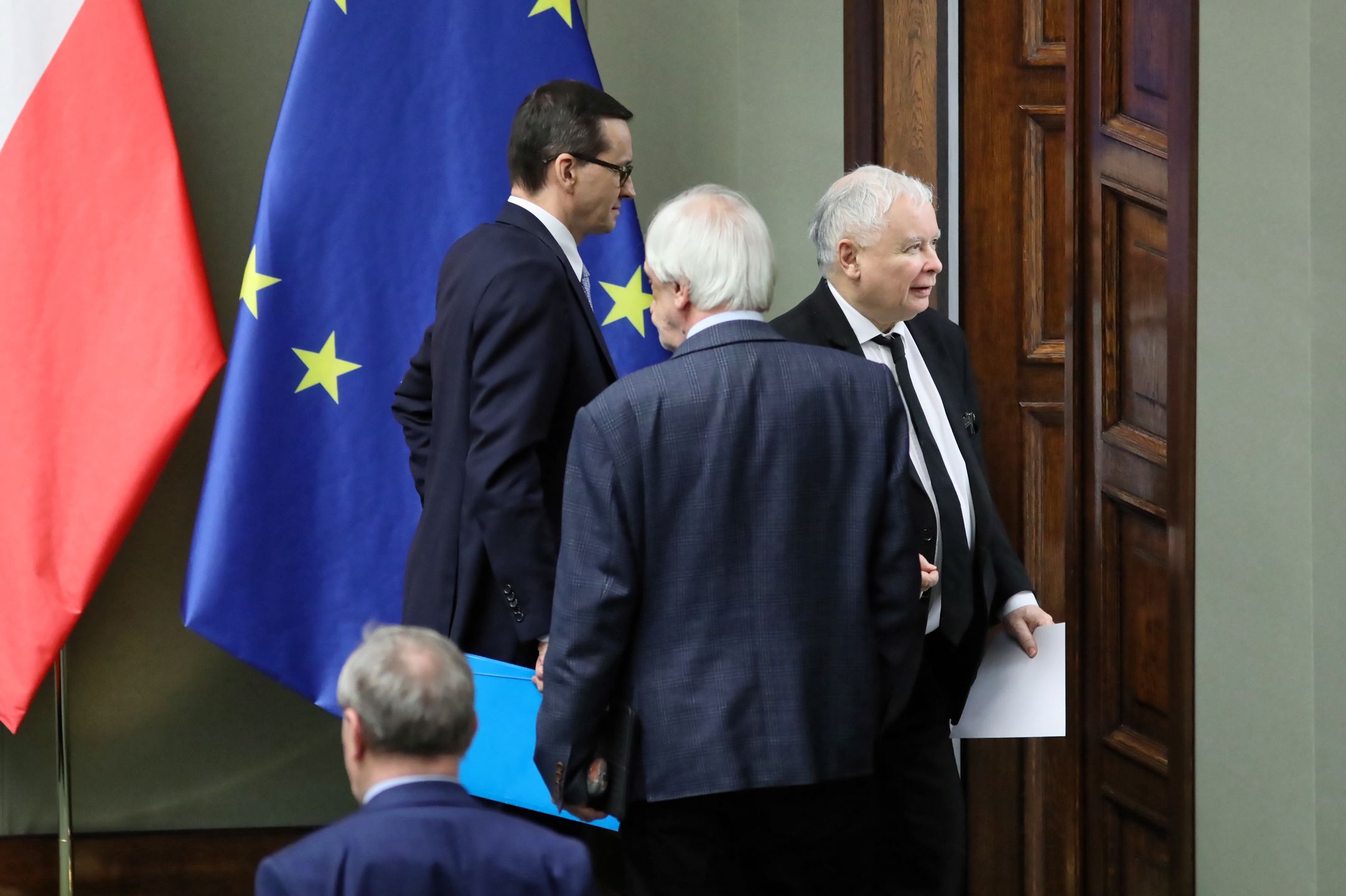 Najnowszy sondaż. 235 mandatów dla opozycji