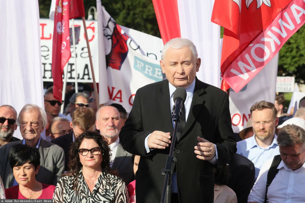 Kaczyński przemawiał. Nagle padło "precz z Kaczorem"