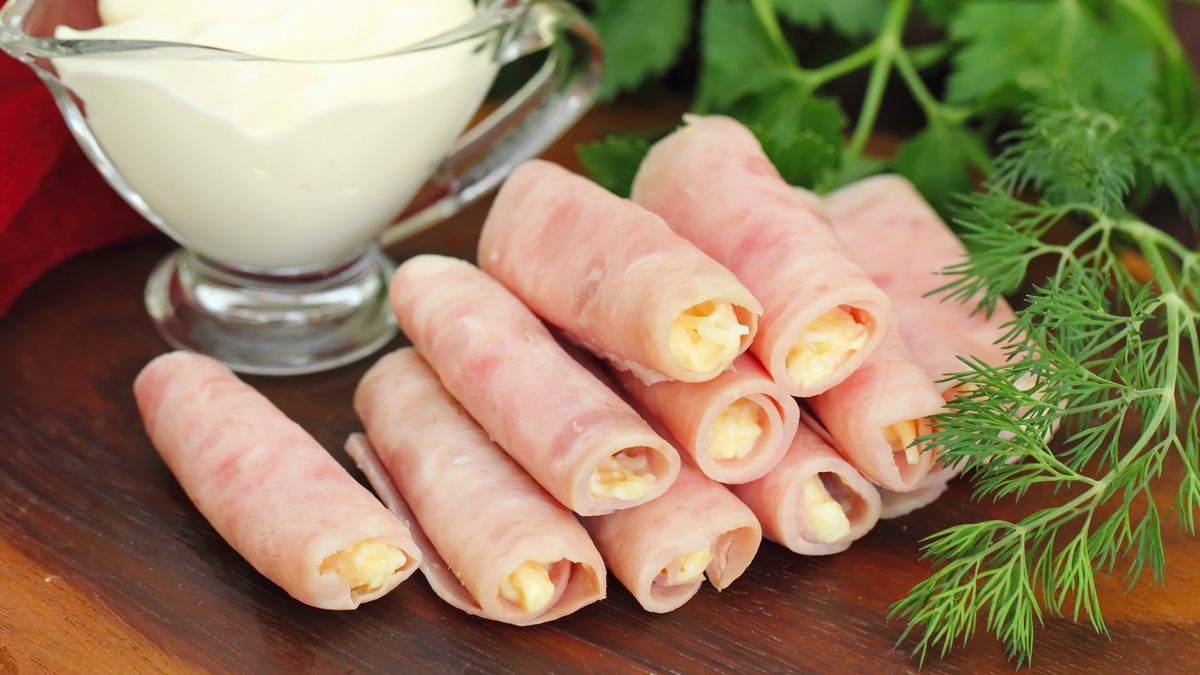 Ruloniki z szynki z jajecznicą