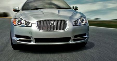 Jaguar XF już w naszych salonach