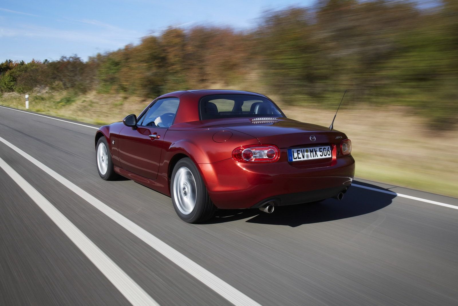 2013 Mazda MX-5 - kultowy roadster po kuracji odmładzającej [galeria] 29