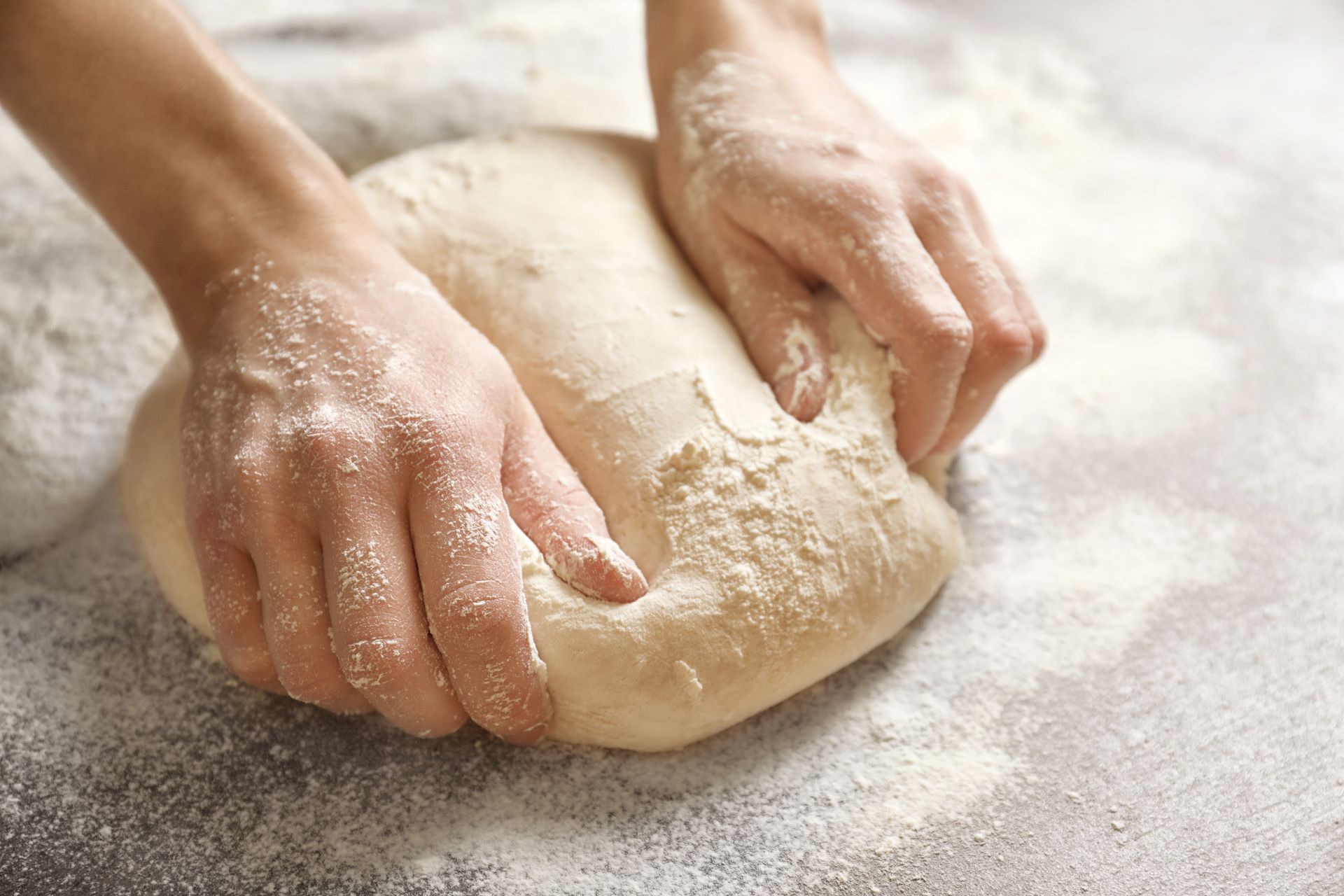 Robię najlepsze ciasto na pizzę w rodzinie. Wszyscy pytali mnie o przepis