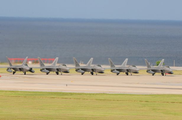 Raptor wciąż śmiertelnie groźny... dla swoich pilotów 5