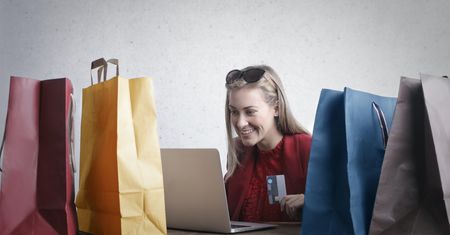 Kupujesz w internecie? Uważaj na pseudopromocje