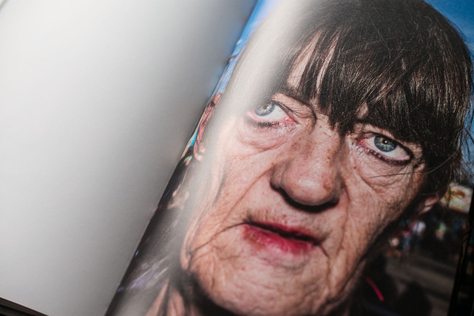 Bruce Gilden „Face" - fascynująca, ale trudna lektura dla fanów fotografii 3