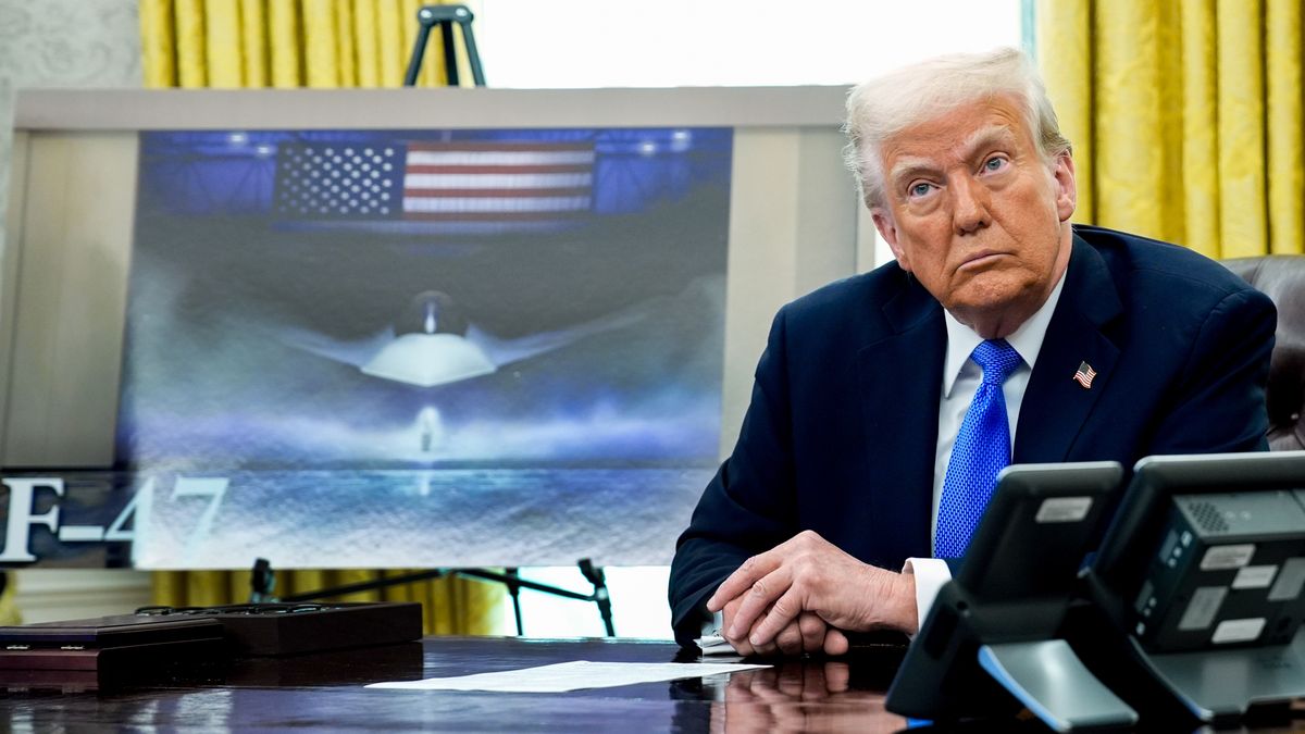 US President Donald Trump in the Oval Office of the White House in Washington, DC, US, on Friday, March 21, 2025. Boeing Co. won a contract to design and build the US's next-generation fighter jet, beating out rival Lockheed Martin Corp. for the multibillion dollar program. Photographer: Yuri Gripas/Abaca/Bloomberg via Getty Images