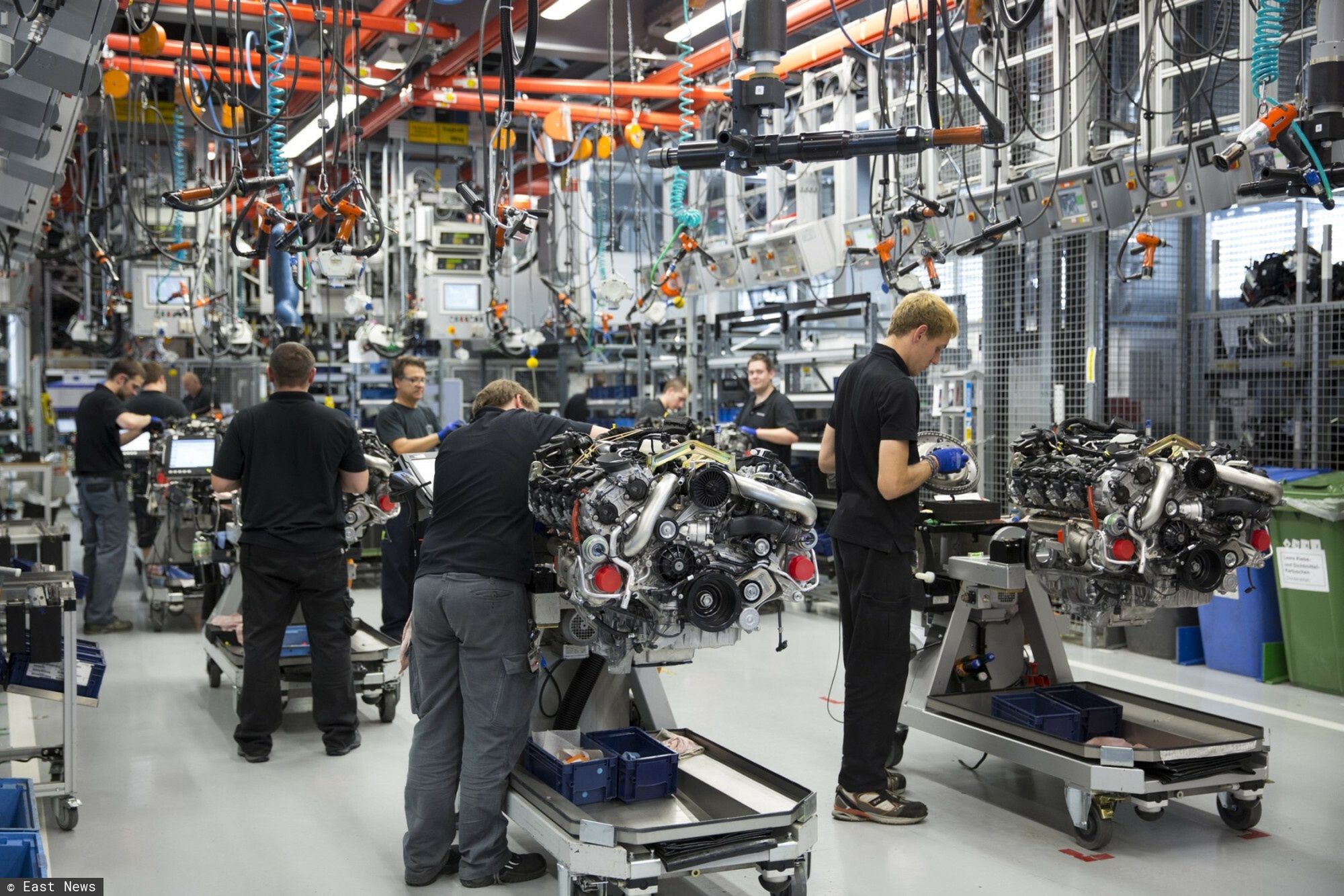 Robert Harding March 2014 Heritage
Engineers at work each hand-building an M157 5.5L V8 biturbo engine, Mercedes-AMG engine production factory in Affalterbach, Bavaria, Germany, Europe