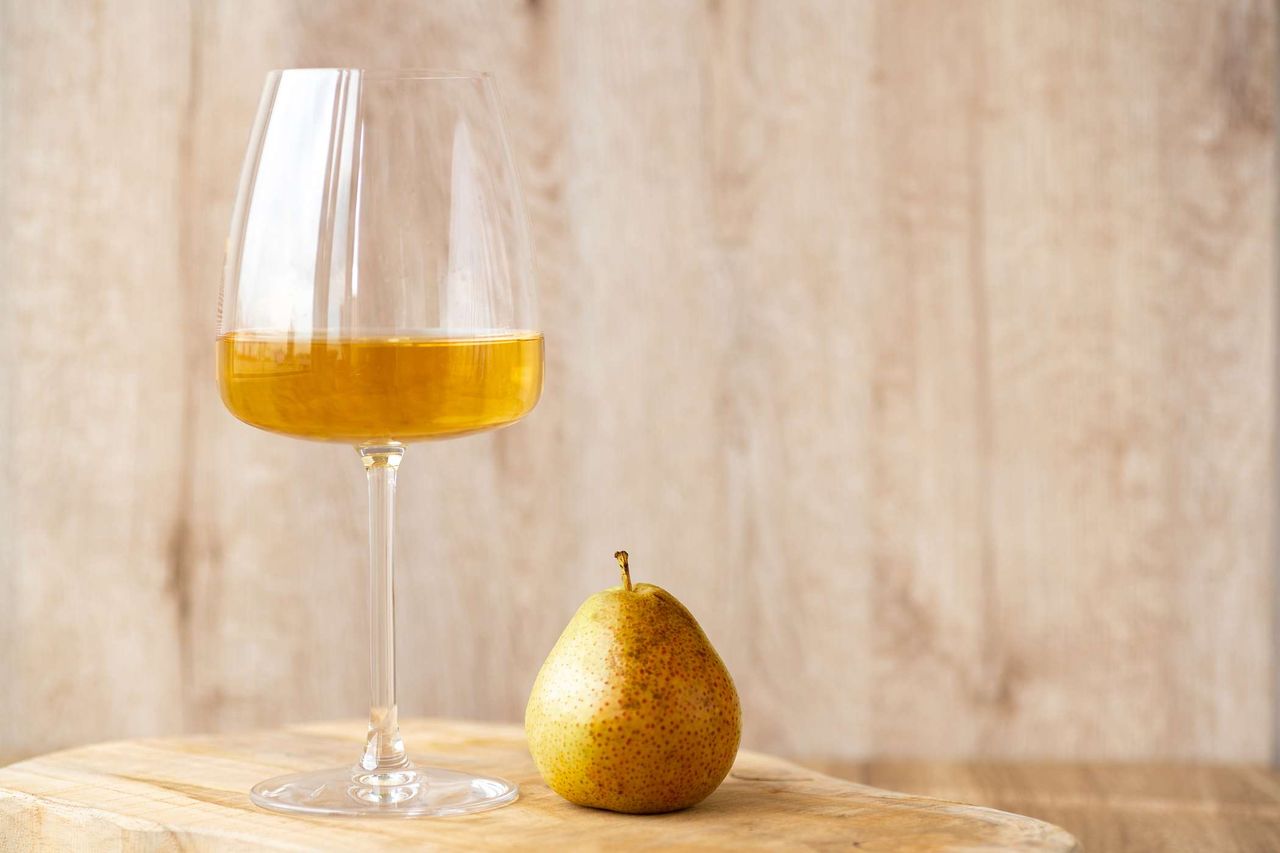 Przepis na aromatyczne wino z gruszek