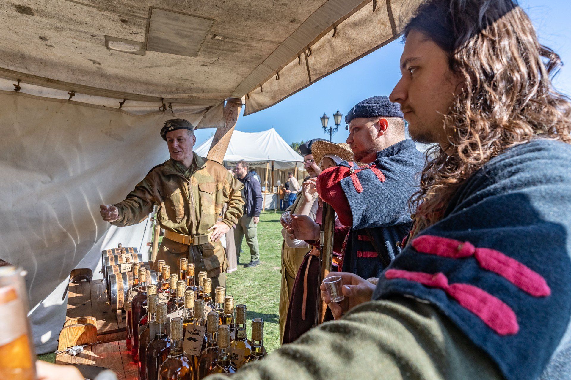 Pola Chwały 2025. W Niepołomicach jak co roku swoje święto mają miłośnicy historii i militariów