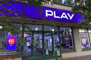 Salon Play