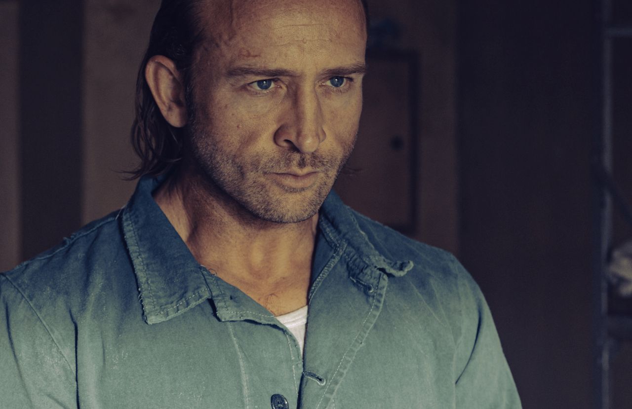 Ależ się zmienił. Pierwsze zdjęcia z nowego serialu Netfliksa