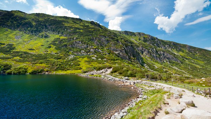Sudety – szczyty, pasma górskie i największe atrakcje