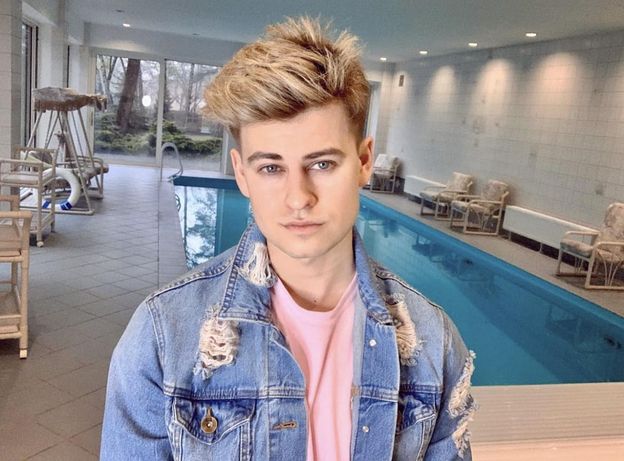 Filip Zabielski reaguje na "aferę youtubowową". Tiktoker wydał oświadczenie: "Wiele dziewczyn PCHAŁO MI SIĘ DO ŁÓŻKA"