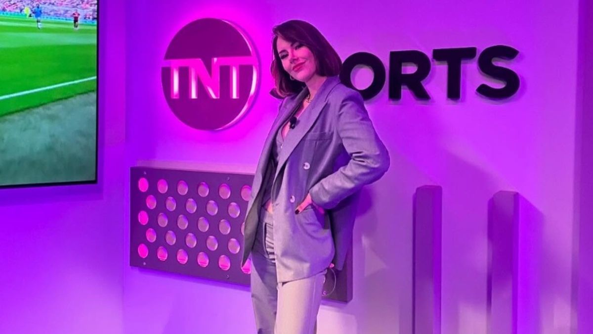 Miroslava Montemayor w studio stacji TNT Sports