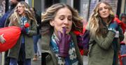 Sarah Jessica Parker szarpie się z workiem i gryzie rękawiczkę na planie serialu