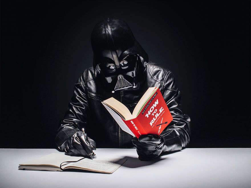 Nudne życie Darth Vadera - zobacz jak wygląda codzienność władcy Imperium 4