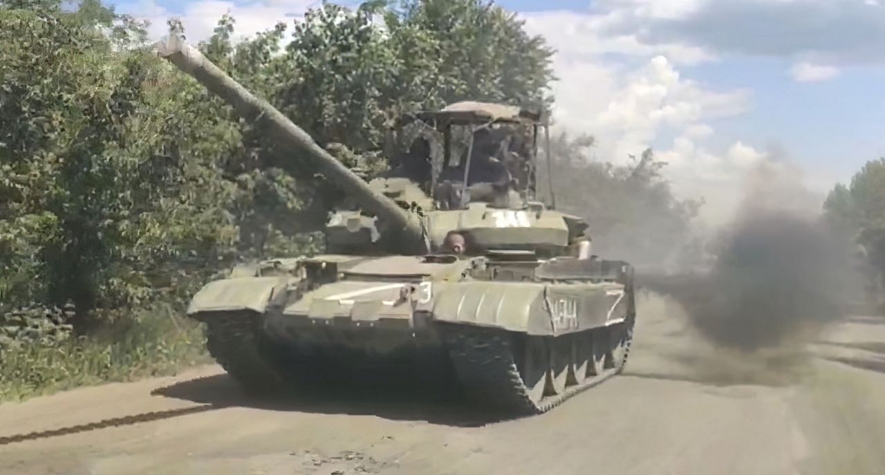 Dlaczego Rosja wysyła na front stare czołgi?