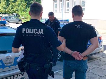 Kędzierzyn-Koźle: Cztery zakazy i kabriolet bez badań. Chciał "mandat na kolegę"