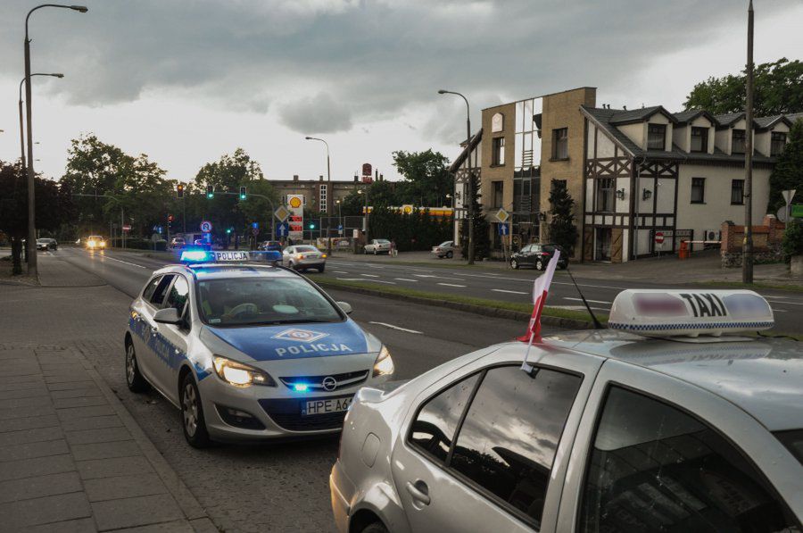 Zasnął za kierownicą taksówki. Grożą mu 2 lata więzienia