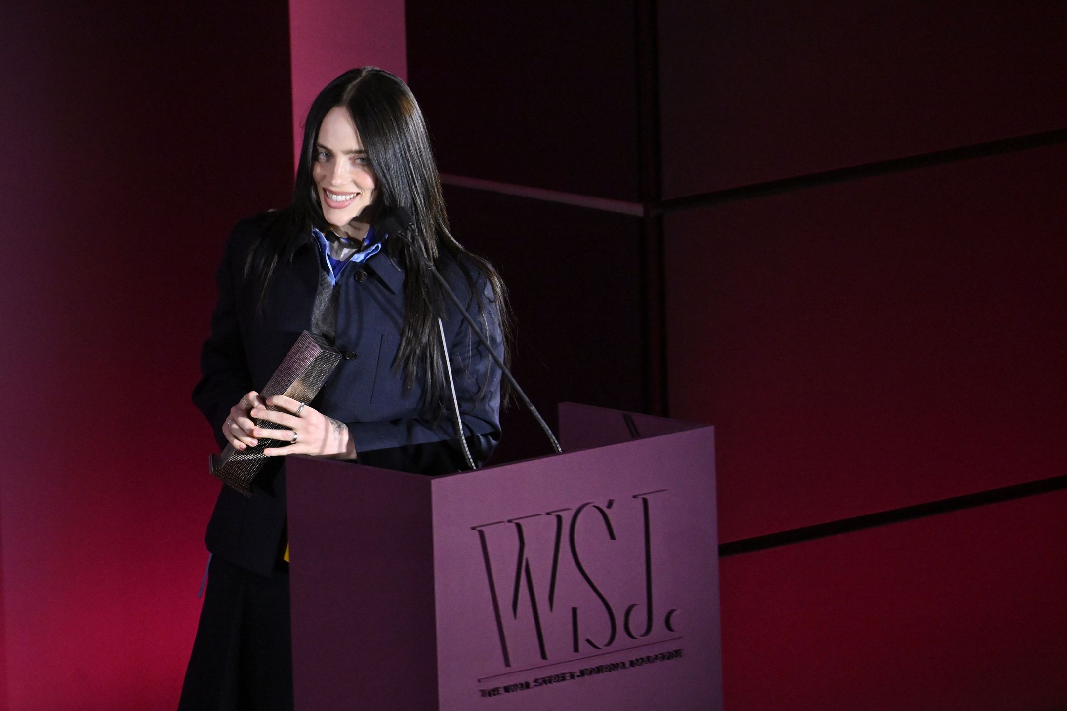 Billie Elish zaapelowała do miliarderów