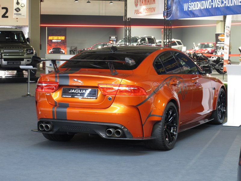 Jaguar XE SV PROJECT 8