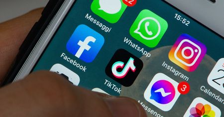 Rosja zmusza TikToka, Instagrama, YouTube i VKontakte do usuwania treści ws. Nawalnego