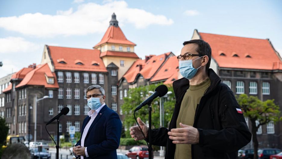 Koronawirus. Mateusz Morawiecki o hejcie na górników i Śląsk. "Emocjonalne wypowiedzi"