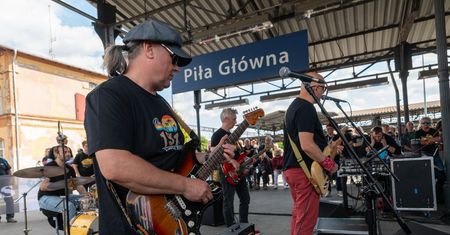 Blues Express zawitał do Piły. Legendarny pociąg w drodze na wielki finał festiwalu