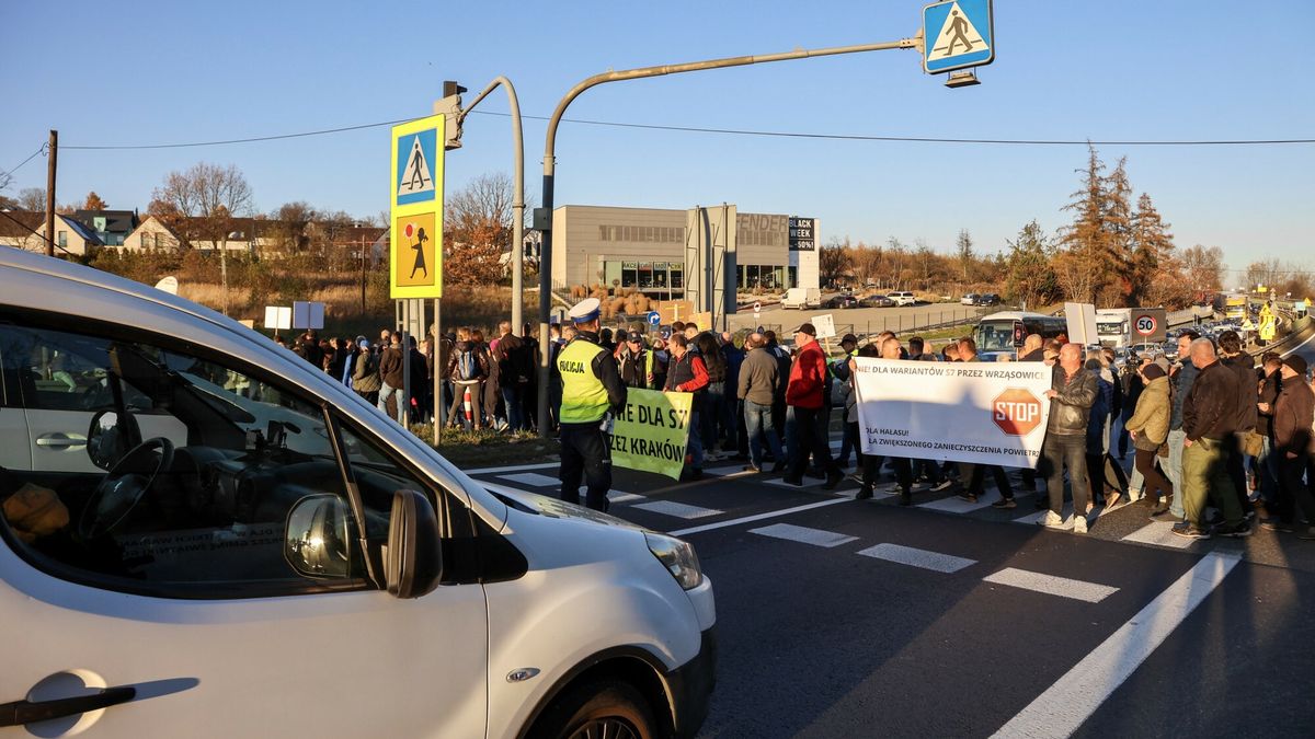 Protest na zakopiance przeciwko budowie nowej S7.