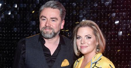 Aleksandra Kwaśniewska i Kuba Badach zapozowali wspólnie i pochwalili się udanym zakupem