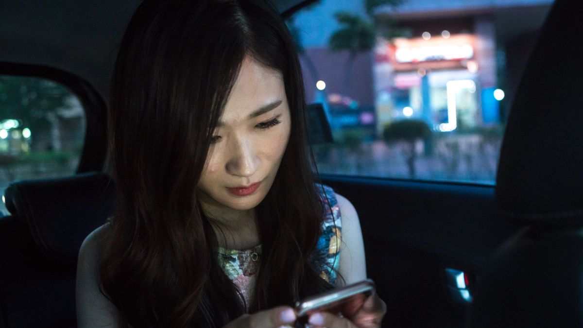 Koreanka z telefonem