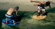 Ewolucje na skimboardzie