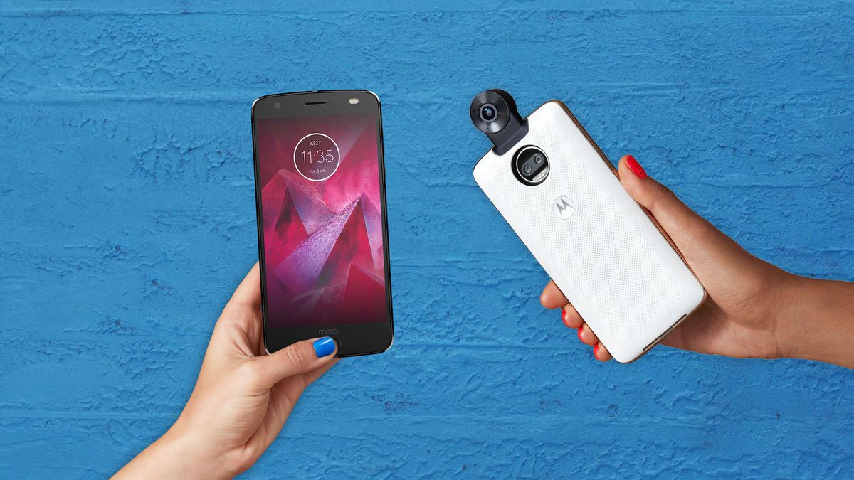 Motorola Moto Z2 Force oficjalnie. Topowy smartfon z nietłukącym się ekranem i modułem kamery 360 1