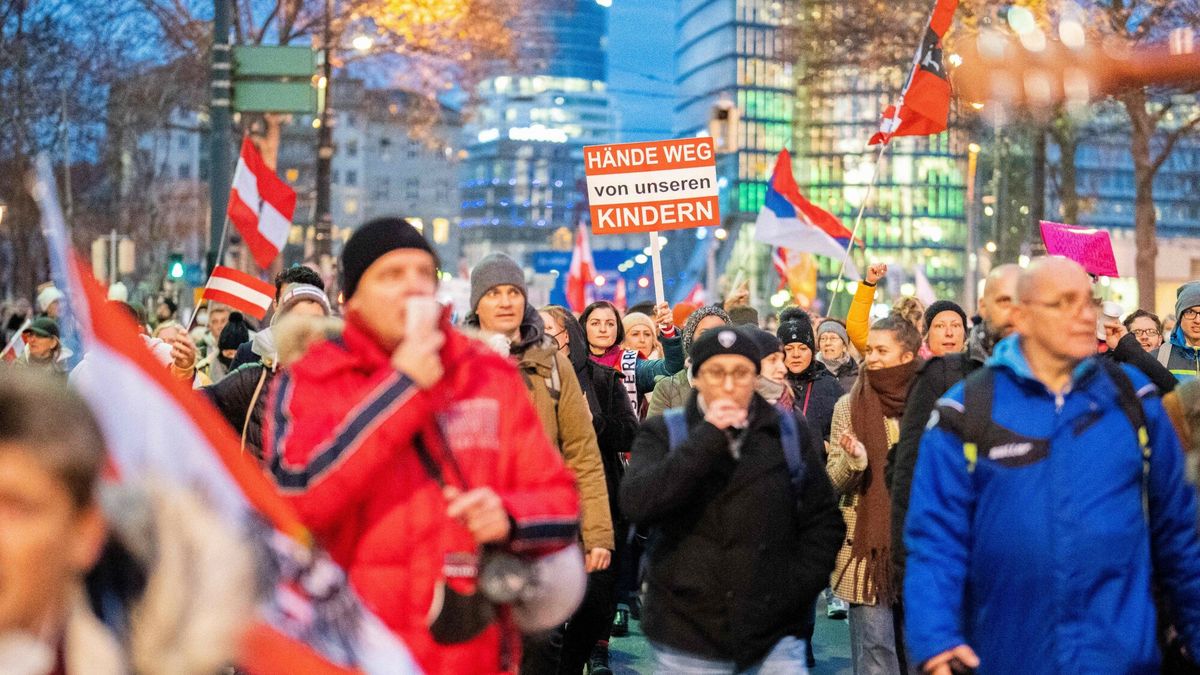 Austriacy protestują przeciwko obostrzeniom