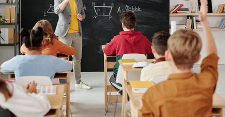 Rewolucja w szkołach? Nauczyciele i uczniowie mieliby jeszcze więcej wolnego