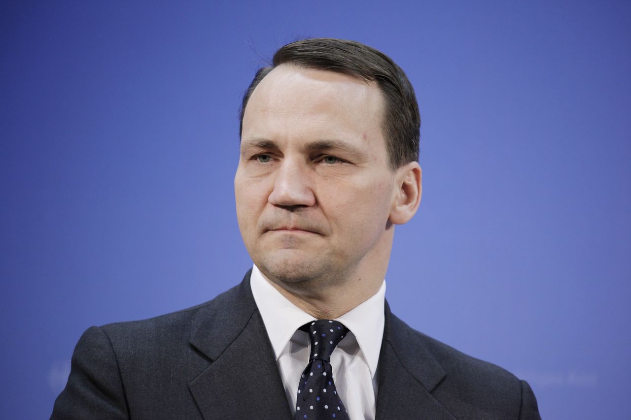 Szczyt Unii Europejskiej. Radosław Sikorski: Bardzo się boję, czy nasz rząd nie przeciągnie struny