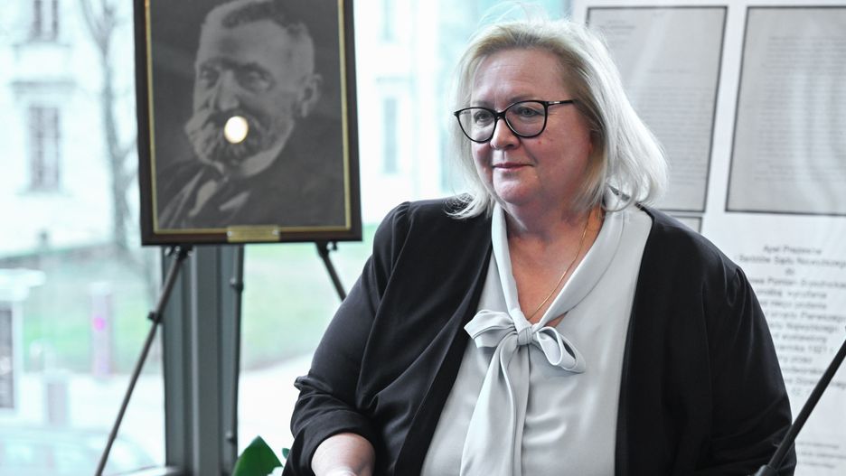 Ma�gorzata Manowska
Radek Pietruszka
SN, Stanis�aw Pomian-Srzednicki Pierwszy Prezes S�du Najwy�szego, wystawa