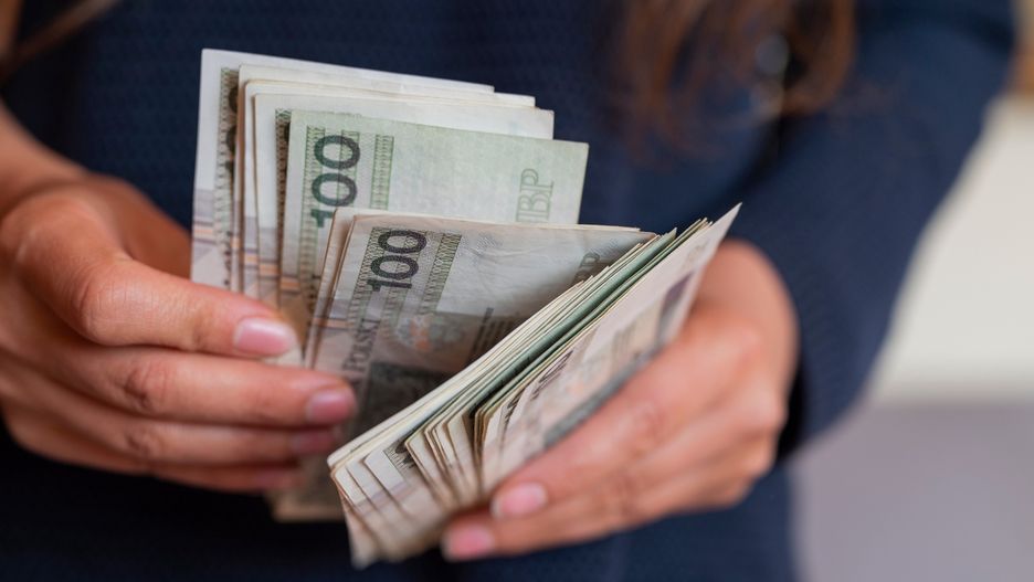 Zarabiają nawet 300 złotych za godzinę pracy. Te zawody to praca marzeń